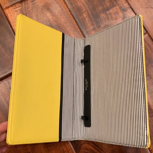Kate Spade Great Gatsby Kindle Book Cover - Out of stock - Picture 3 of 5
